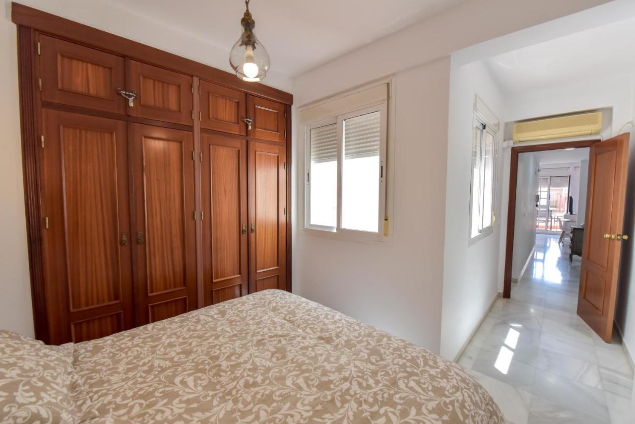 Alohamundi Pureza II Apartment Севиля Екстериор снимка