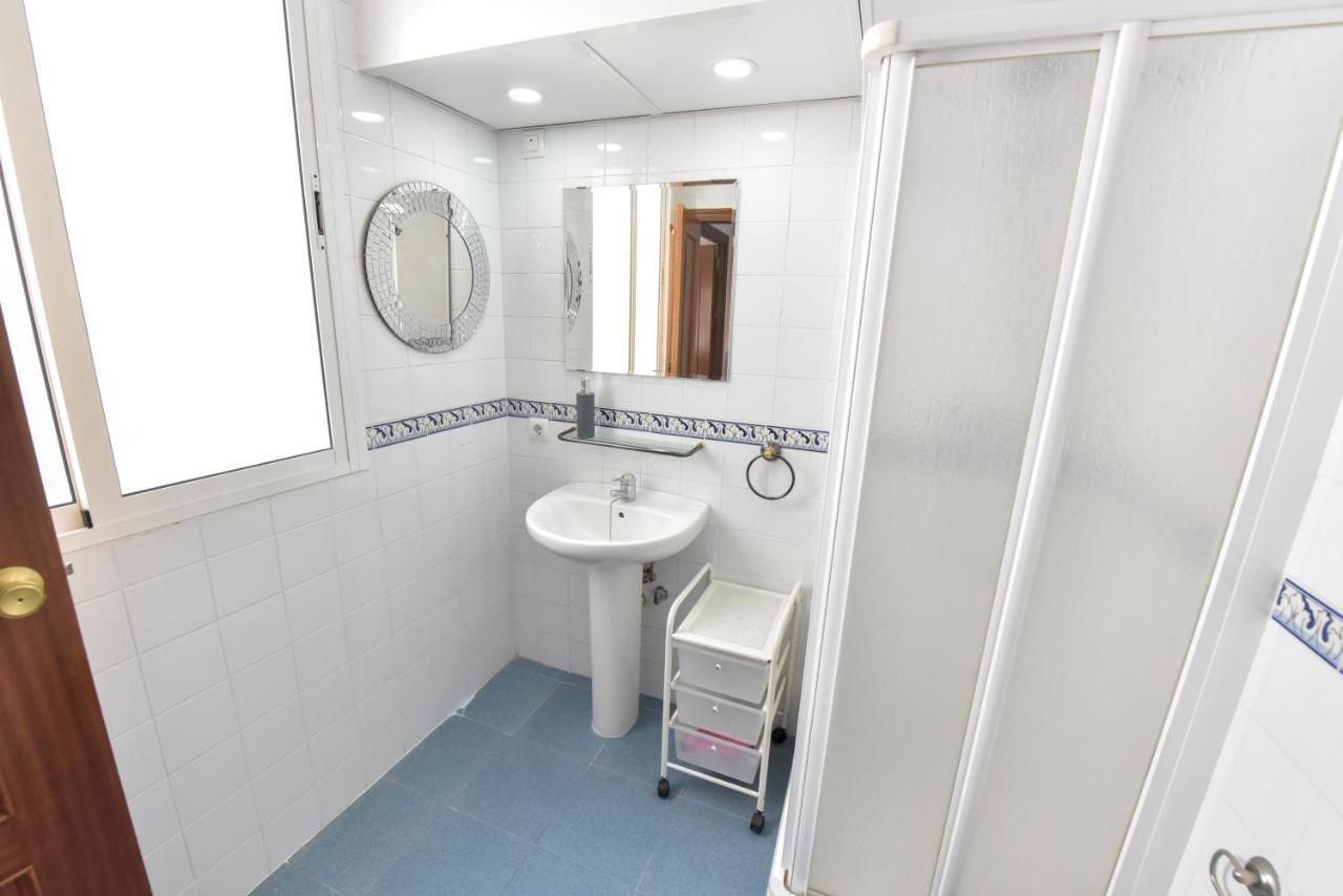 Alohamundi Pureza II Apartment Севиля Екстериор снимка