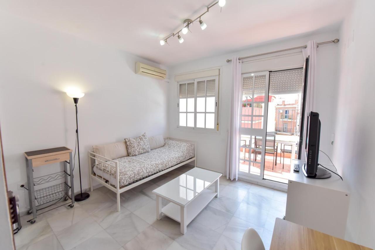Alohamundi Pureza II Apartment Севиля Екстериор снимка